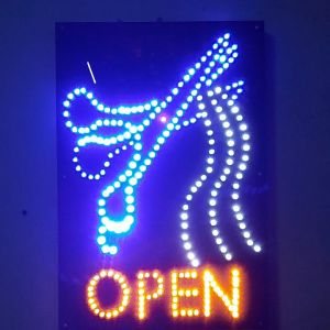 ป้ายไฟLEDกรรไกรตัดผม สไตล์วินเทจ สไตล์ทำให้ดูโดดเด่นน่าจดจำ ราคา/1ชิ้น/ฟ้า-ขาว-ส้ม/AM2