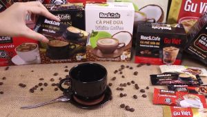RockCafe - Cà phê hòa tan 3 trong 1 - Vị sầu riêng độc đáo - Thơm ngon - Đậm vị - Hộp 12 gói x 20gr