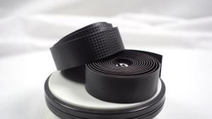 TOSEEK Road Bike Handlebar Tape 3K Carbon Woave PU Leather Bar Tape Bike Accessories Bicycle Accessories Handlebar Tape
