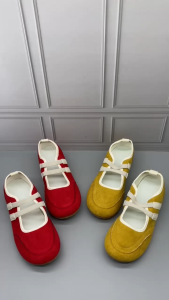 TOP Sneakers Casual Korean Kekinian DG6097