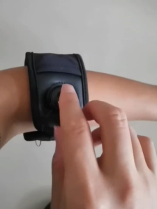 Pelindung Siku Bantalan siku yang Dapat Disesuaikan Penyangga Siku Gym dengan Kenop