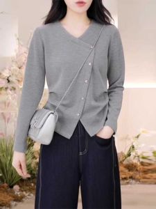 Gray Long Sleeve V-Neck Base Shirt Fashionable Asymmetrical Korean Style Slimming Top Large Size Autumn New Arrival for plus Size Women