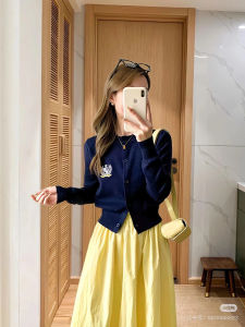 Áo Len Cardigan Dệt Kim Cổ Tròn Màu Xanh Lam Ngắn Cho Nữ Áo Len Chui Đầu Thêu Sợi Mịn Màu Xanh Lam Thời Trang Thu Đông