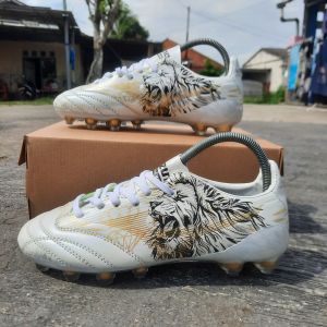 Sepatu Sepak Bola Mizuno Terlaris kekinian Terbaru Berkualitas Sepatu Bola Remaja dan Dewasa