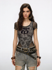 Autumn New Lace Mesh Spliced Velveteen Emblem T-shirt