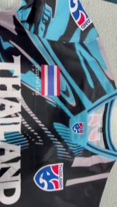 [OFSDIY] เสื้อยืดกีฬาผู้ชายทีมไทยแลนด์เบอร์ 10 เจอร์ซีย์กีฬาฟุตบอลชายแขนสั้นเสื้อคอวีระบายอากาศได้