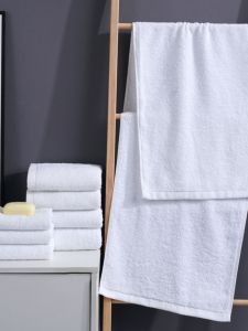 Disposable White Towels for Massage And Foot Care Hotels And Inns Home Use Kitchen Cotton Made Eco Friendly Antibacterial