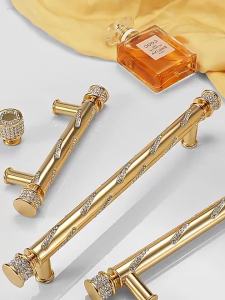 Wholesale Light Luxury French Cabinet Handle Gold Modern Simple Drawer Handle Nordic Diamond Cabinet Door Handle