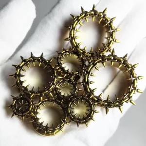 1PC Khóa Tai Hình Móng Vuốt & Khóa Vít Bằng Thép Không Gỉ Nút Tai Hình Răng Sói Dụng Cụ Mở Tai Phong Cách Punk Trang Sức Xỏ Lỗ Thân Thể 8MM-25MM