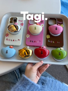 Tagi. Get Rich Magnetic Phone Case and Phone Stand