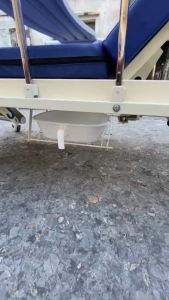 giường y tế đa năng kèm bô vệ sinh