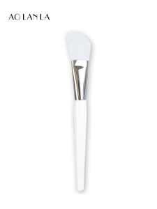 AOLANLA Silicone Face Mask Brush Soft Bristle Beauty Tool for Facial Cleansing and Makeup Application Ideal for Professional Salon Use