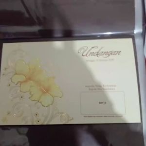 Undangan Era Baru: Kartu Undangan & Ucapan Pernikahan