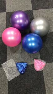 GYMPRO 25cm Yoga Ball Sports Fitness Core Ball Pilates Balance Ball Massage Ball For Slimming Exercise Training/Fitness Yoga Ball Training Exercise Gymnastic Pilates Balance Gym Home Trainer Crossfit Core Ball Anti Stress Ball Fitball