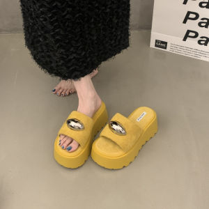 IELGY Womens round toe breathable thick-soled metal fastener flip flops