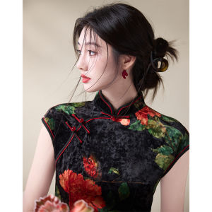 Elegant Slimming Velvet Printed Qipao