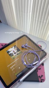 Rapow By Mitsushi ME01 Stereo 3.5 mm In Ear Earphones Wired High Bass headset Noise Cancelling HIFI Sound Quality Earphones No Ear Pain Wired Earphones with Built-in Mic for Oppo Vivo Xiaomi and others