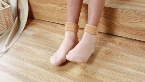 Tất Vớ Lót Lông Màu Trơn Nam Nữ Dày Dặn Giữ Ấm - 100style