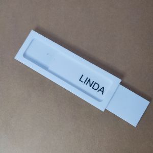sign papan nama akrilik custom ukuran 21x8 cm