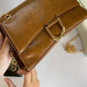 Tas Shoulder Bag Wanita Import Live Shopping Terbaru 2023 Bentuk Trapesium Tas Bahu Tweed Tali Rantai Chain Selempang Sling Cewek Kekinian Warna Pastel Bumi