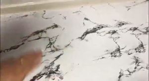 วอลเปเปอร์หินอ่อน ติดผนังห้องครัว ลายหินอ่อน แบบกันน้ำ กันน้ำมัน คุณภาพสูง สำหรับติดในห้องครัว ขนาด 60x500CM ตกแต่งบ้าน เฟอร์นิเจอร์