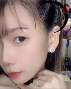 Bông tai cao cấp bạc 925 sang chảnh kết đá chíu sáng