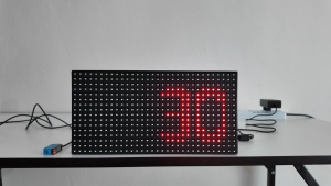 ป้ายนับจำนวณ ขนาด 3 หลัก  16x32CM ชุดลงกล่อง พร้อม +เซ็นเซอร์ NPN ระยะตรวจจับ + อะแดปเตอร์ 5V ในชุด พร้อมใช้งาน สีแดง ขาว เขียว น้ำเงิน เหลือง