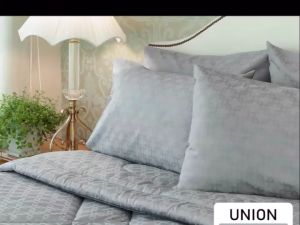 FAIRmaid ชุดเครื่องนอนยกเซ็ต ลาย Union Ivory ที่นอน 6 ฟุต / 5 ฟุต / 3.5 ฟุต  (ผ้าปู ผ้านวมเย็บติด ปลอกหมอนหนุน ปลอกหมอนข้าง)