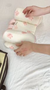 Gối định hình đầu cho bé sơ sinh UNBEE tích hợp lưới air mesh thoáng mát