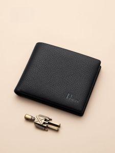 กระเป๋าสตางค์หนังแท้ ELLE HOMME กระเป๋าสตางค์หนังแท้สำหรับผู้ชาย ทรงสั้น ลายสก็อต สีพื้น แบรนด์เนมสุดหรู