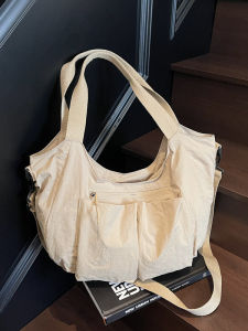 กระเป๋าสะพายข้างผ้าไนลอนความจุขนาดใหญ่สำหรับผู้หญิง กระเป๋าสะพายไหล่แบบลำลอง กระเป๋าถือทรงกลมสไตล์เกาหลี