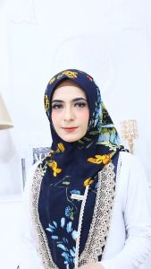 Hijab Instan Hoodie Motif Ceruty Babydoll Print New 2024 by NR