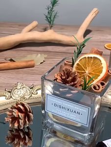 Reed Diffuser with Decoration