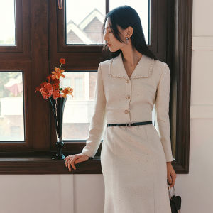 Koradior | French Court Style Illusion Layer Beaded Embroidery Fitted Mermaid Hem Dress