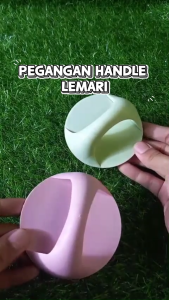 Pegangan Pintu Lemari Pakaian Tempel Gagang Laci Handle Multifungsi Warna Random