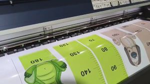 สติ๊กเกอร์วัดส่วนสูงเด็ก PVC ติดผนัง วัดได้ถึง180ซม.กันน้ำ มีกาวในตัว ลายการ์ตูน3ลายให้เลือก