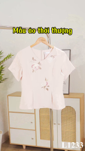 Áo kiểu thiết kế thanh lịch sang trọng với chất liệu Xẹc Ý cao cấp mềm mát AN4L1233 Thương hiệu Thiều Hoa