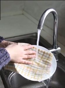Disposable Non-Woven Waterproof and Oil-Proof Table Mat Dish Coth & Disposable Mat