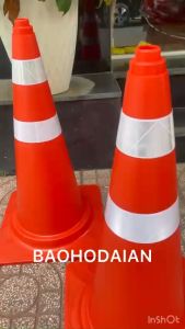 Cọc tiêu giao thông phản quang nhựa PE dẻo 70cm TT-PE-K01