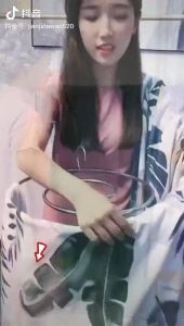 Round Spiral Quilt Sheets Hanger Stainless Steel Rotating Drying Rack TOY KING SHOP