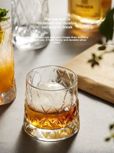YOGEHOME | High-appealing Diamond Shaped Glass Water Cup