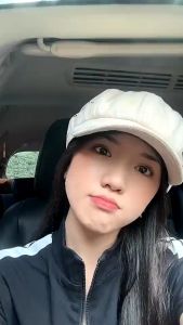 Topi Baret Bordir Senyum Katun Lucu untuk Wanita Topi Oktagonal Impor