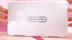 Pill Organizer 24 Compartments Date Reminder 3 Times One Day Portable Clear Food Grade Plastic 7 Days Weekly Travel Capsule Tablet Storage Box Traveling Supplies