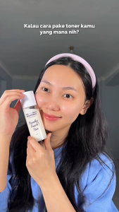 Finally Found You! BUNDLE 2 PCS: Soy Bright! Moisturizer 30gr & Hydriceing Brightening Essence Booster 100ml