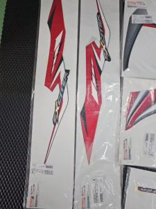 Tem exciter 2010 đỏ bạc  chính hãng yamaha đầy đủ các đời chính hãng  và tem 3 lớp cho ae cần