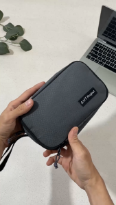 Rubyshop.id - Tas Tangan Motif Hexagonal - Pouch Gadget Organizer - Dopp Kit Bag Banyak Slot