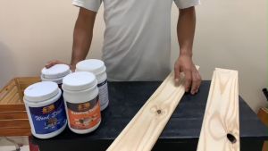 Sơn lót trong gỗ - Hộp 1kg - Sơn lau gỗ gốc nước: dễ sử dụng không độc hại an toàn cho sức khoẻ