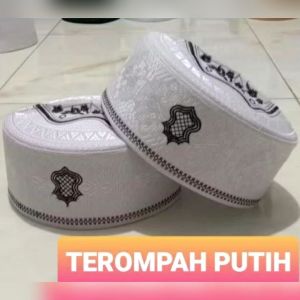 MURAH! PECI/SONGKOK/KOPIAH NASIONAL BERKUALITAS RAGAM MOTIF & WARNA BORDIR PECI ASSAGOFAH & TEROMPAH COCOK UNTUK LAKI LAKI PRIA SEGALA UMUR BAIK ANAK REMAJA HINGGA DEWASA COCOK JUGA UNTUK HADIAH KE BAPAK ATAU ORANG TUA 1