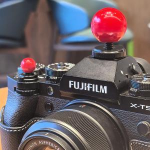 Hot Shoe Cover for Fuji Xs20 Xt50 M5 XT30 XT5 X100VI Shutter Button Compatible with Nikon Z30 ZFC Z50 Photography Accessory