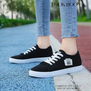 LHMonday รองเท้าผ้าใบสไตล์ผ้ายีนส์ 3 สี 3 สี รองเท้าแฟชั่นสายผูกเชือก 5 สี รองเท้าผ้าใบผญพื้นนูมเบาสวมใส่สบาย รองเท้าผ้าใบสไตล์ผ้ายีนส์